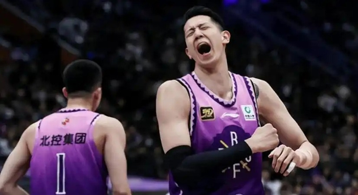 实时比分更新-北控或开启交易，1后卫+1前锋筹码，目标国手后卫，辽宁或成重点|张庆鹏|北控男篮|张帆|季后赛|朱松玮_新浪体育_新浪新闻