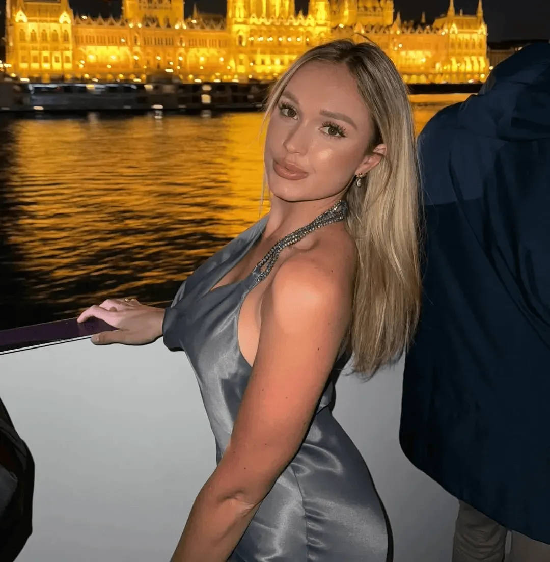 综合球类比分-普斯卡什曾孙女是模特兼网红，社媒晒美照收获不少粉丝好评