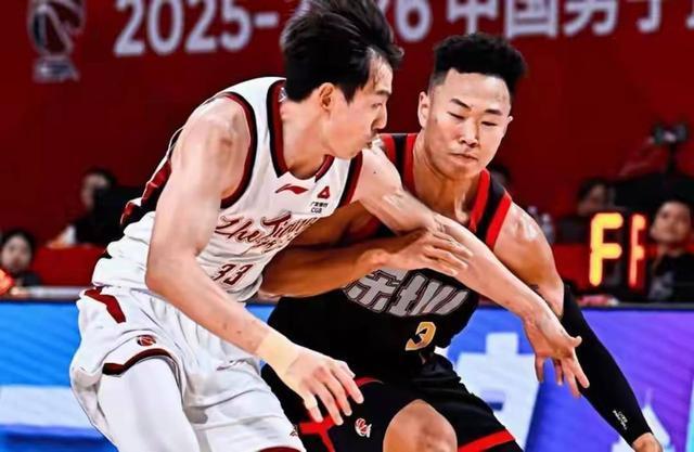 足球比分直播-深圳马可波罗95-91击败浙江大比分2-0晋级四强